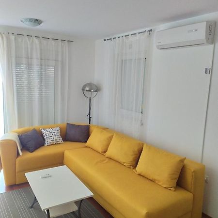 Zobic Family Apartments Rab Town Esterno foto