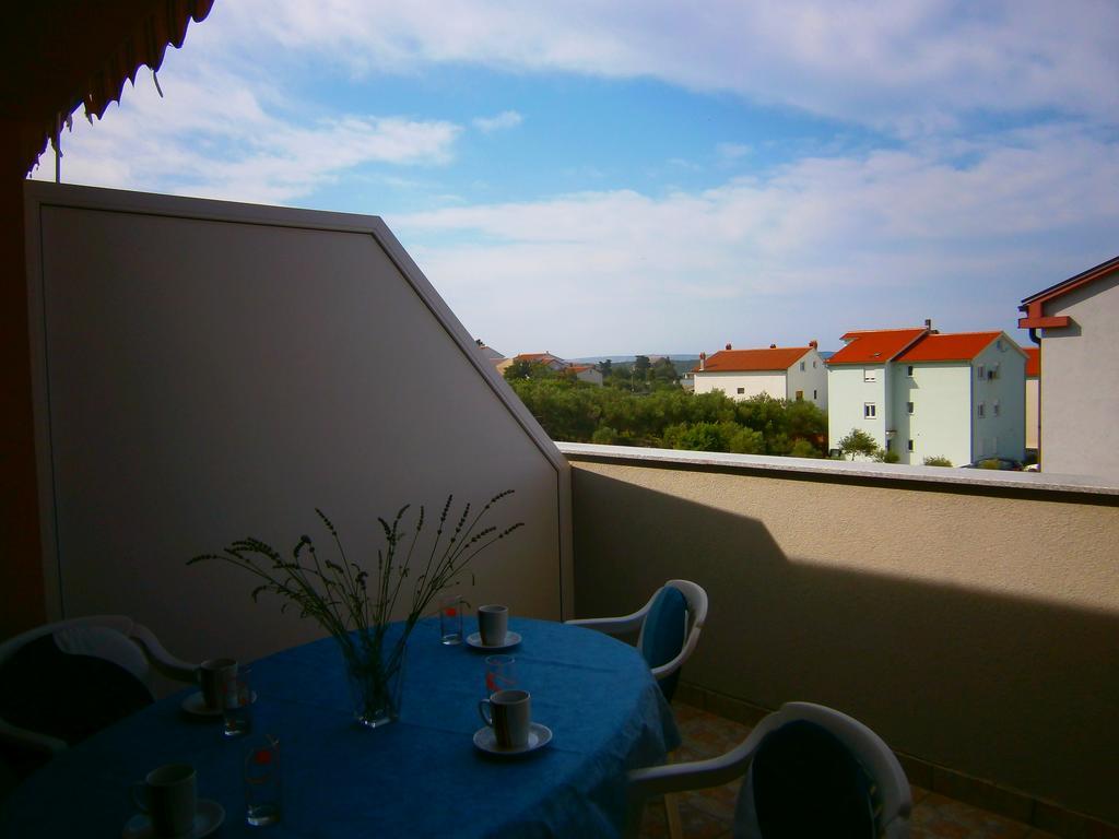 Zobic Family Apartments Rab Town Esterno foto